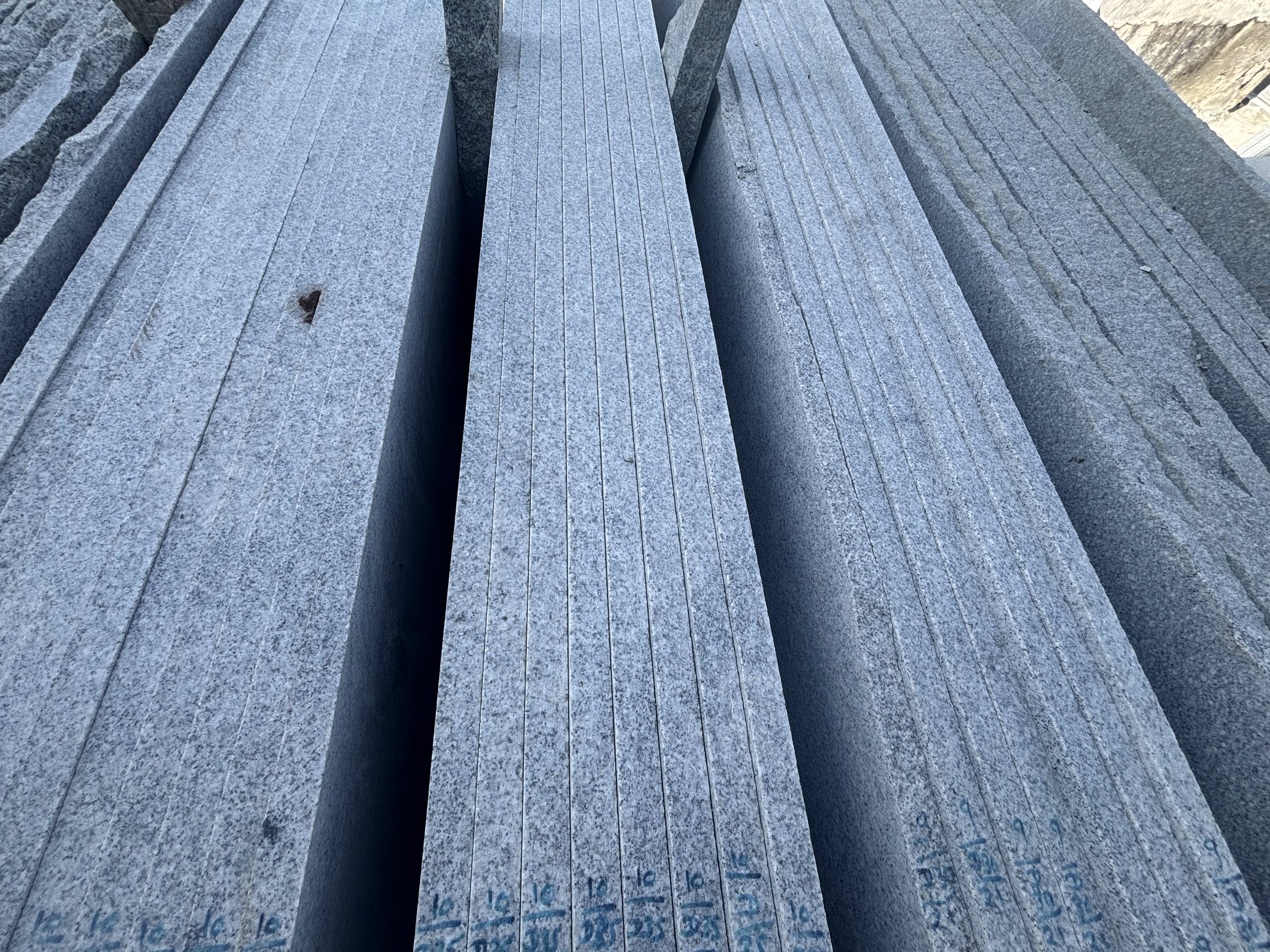 sira grey granite polished slab from Khushi Stone, Bangalore – Image 4